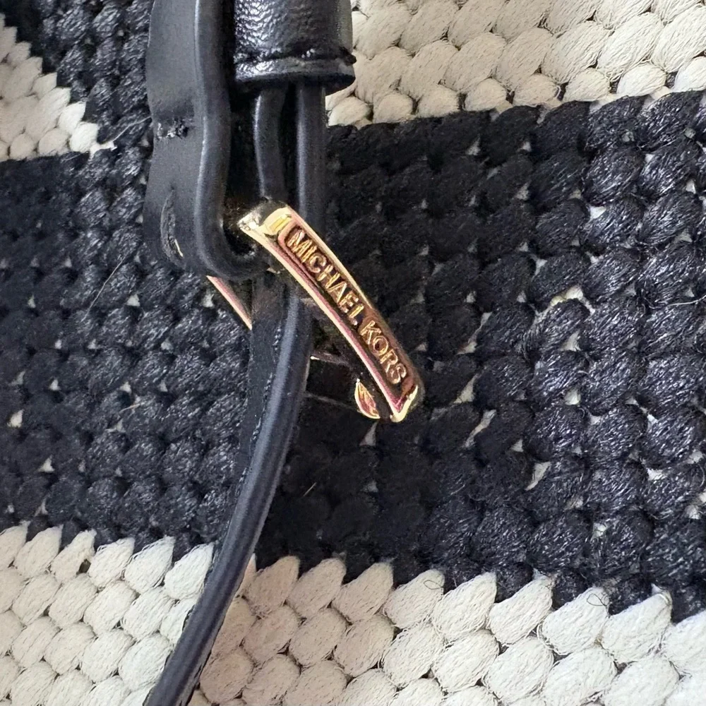 Michael Kors Harrison Medium Saffiano Leather Backpack in Black